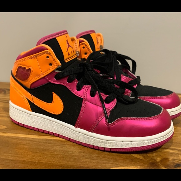 Nike Other - Nike Air Jordan 1 Retro Mid GS Citrus Pink Black